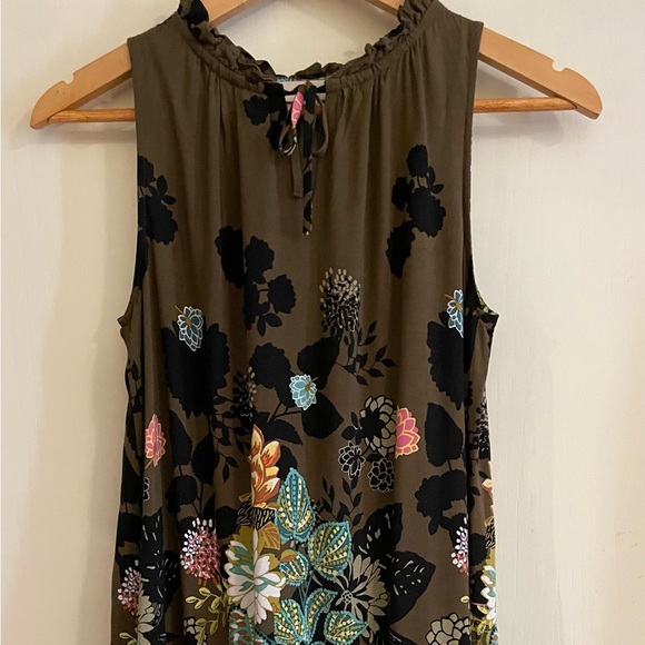 LOFT Dresses & Skirts - LOFT FLORAL DRESS SZ S PETITE